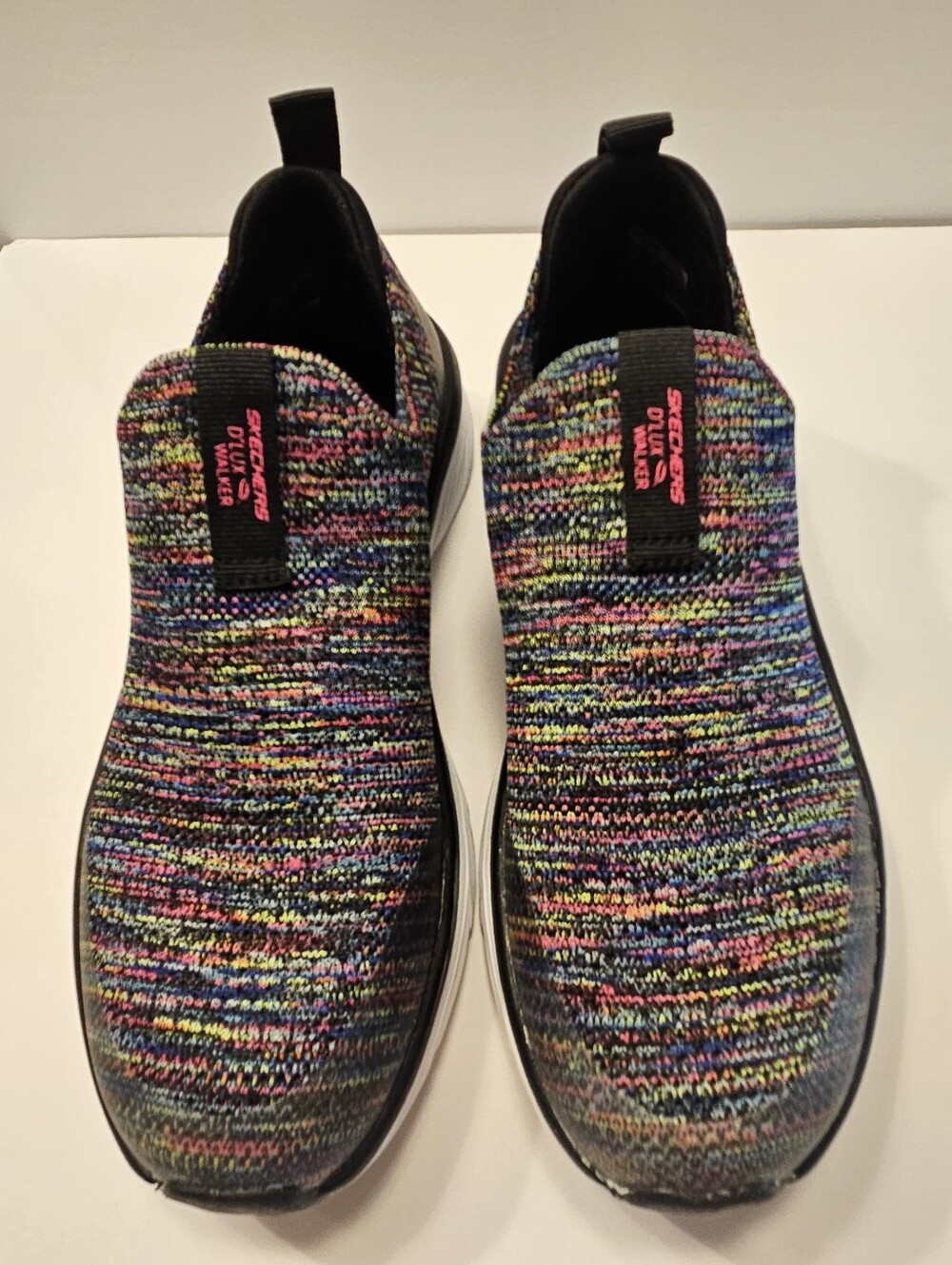 Skechers Women's Slip-On Multicolored D'Lux Walker Relaxed Fit Size 6.5 Sneaker - Picture 2 of 5